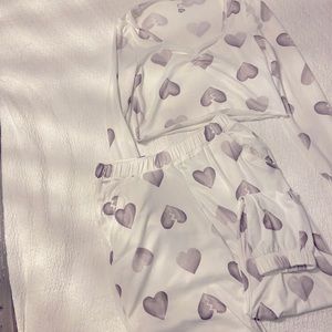 Brand new never worn Hollis yet pj set